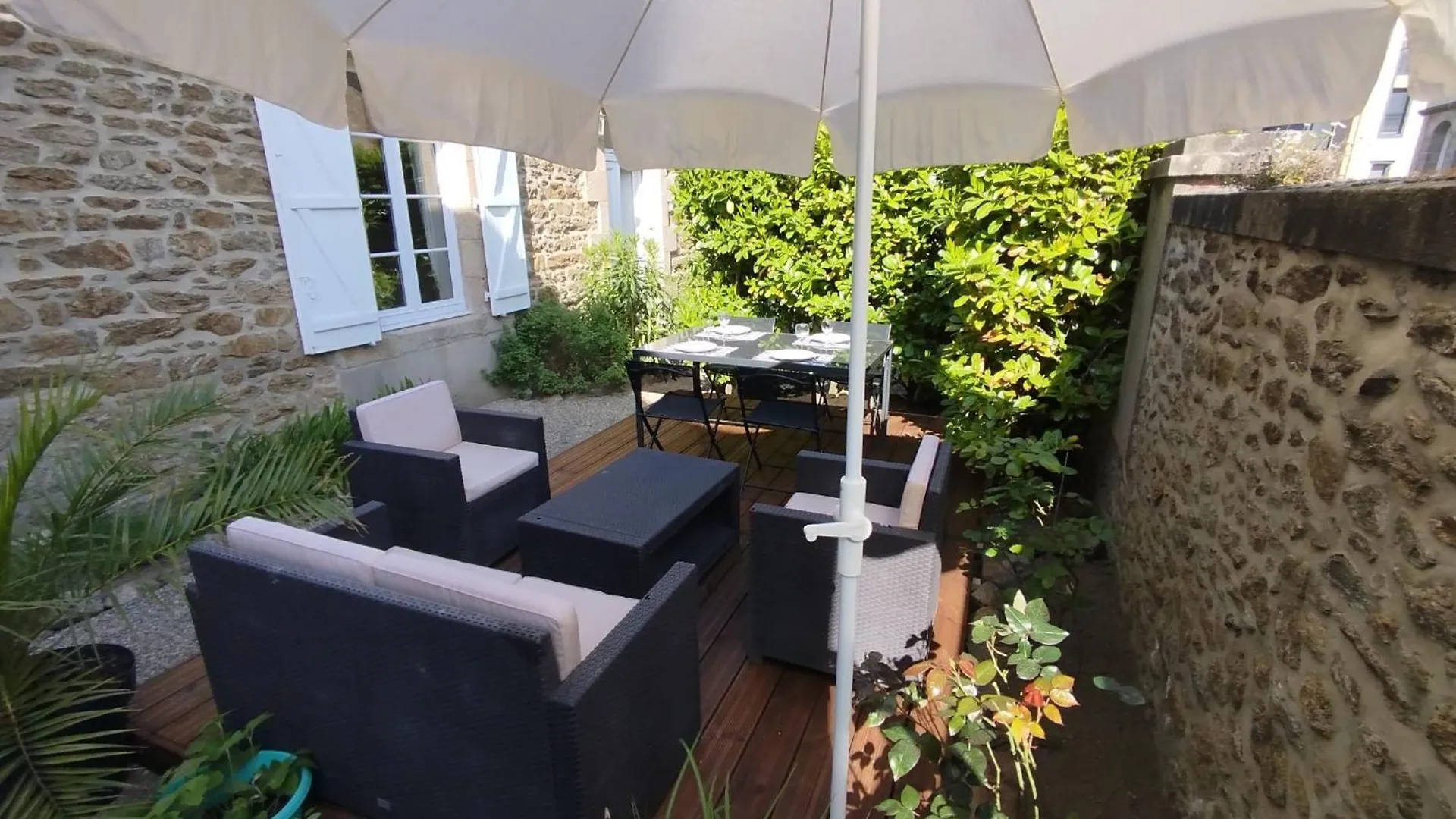 Holiday Home Le Dauphin By Interhome Dinard 0*,  Frankrig